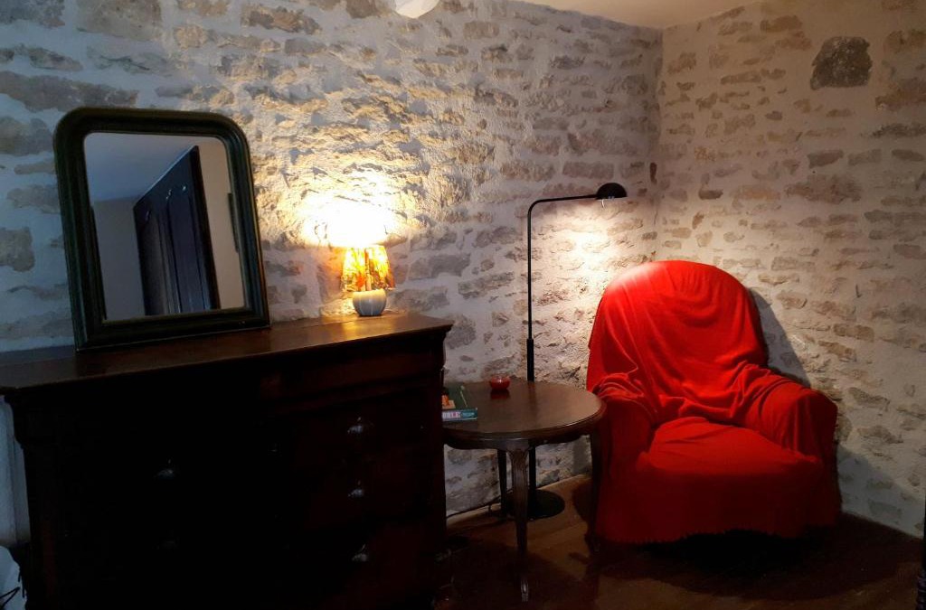 Flavigny-sur-Ozerain House | La Maison de Pierre