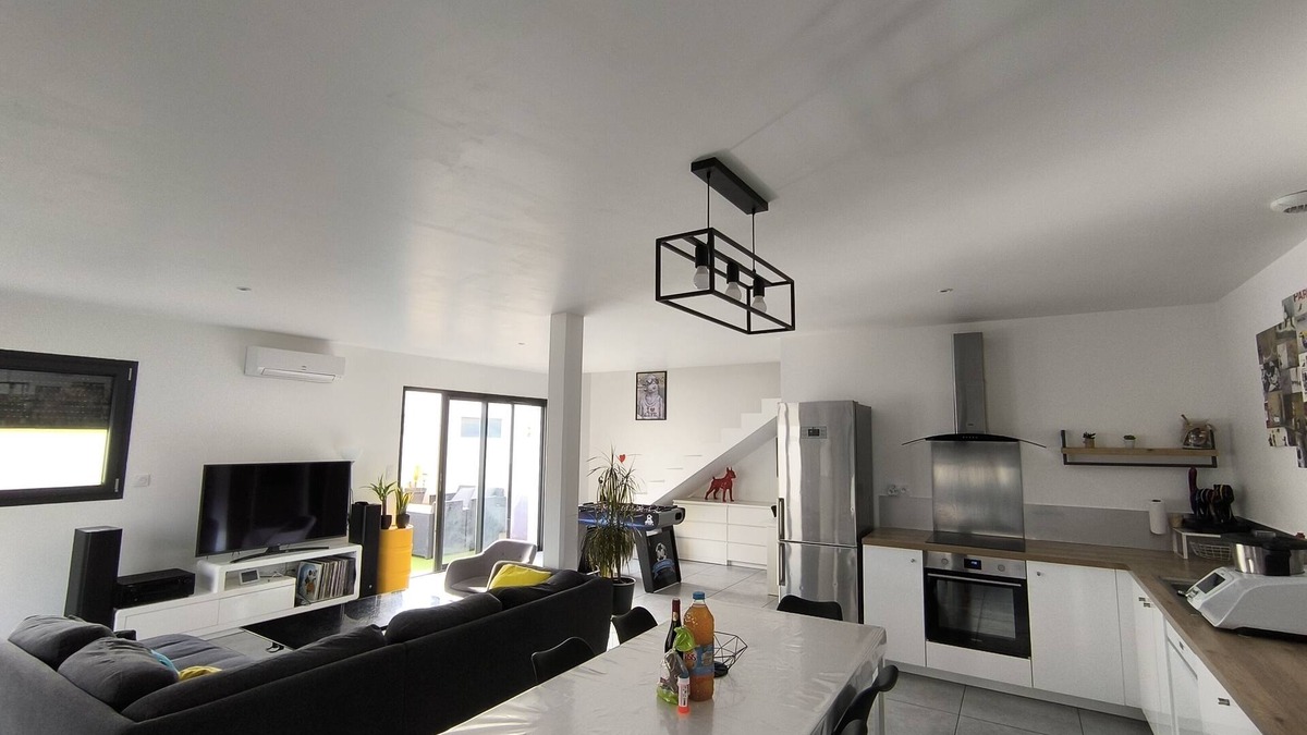 Vic-la-Gardiole House | La Maison de Tim