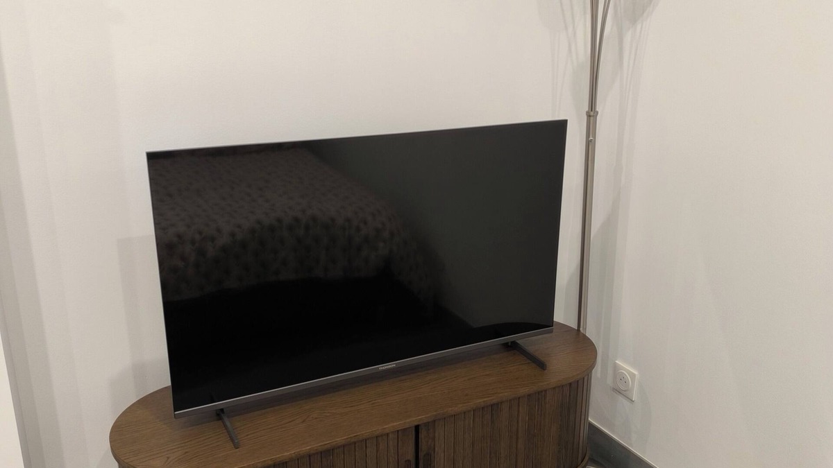 Montdidier Apartment | La maison de violette, studio for short-term rental.