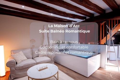 Saint-Peravy-la-Colombe House | La Maison d’Arc Romantic Spa Escape