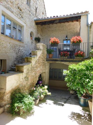 Mirmande Bed & Breakfast | La Maison Jules Goux