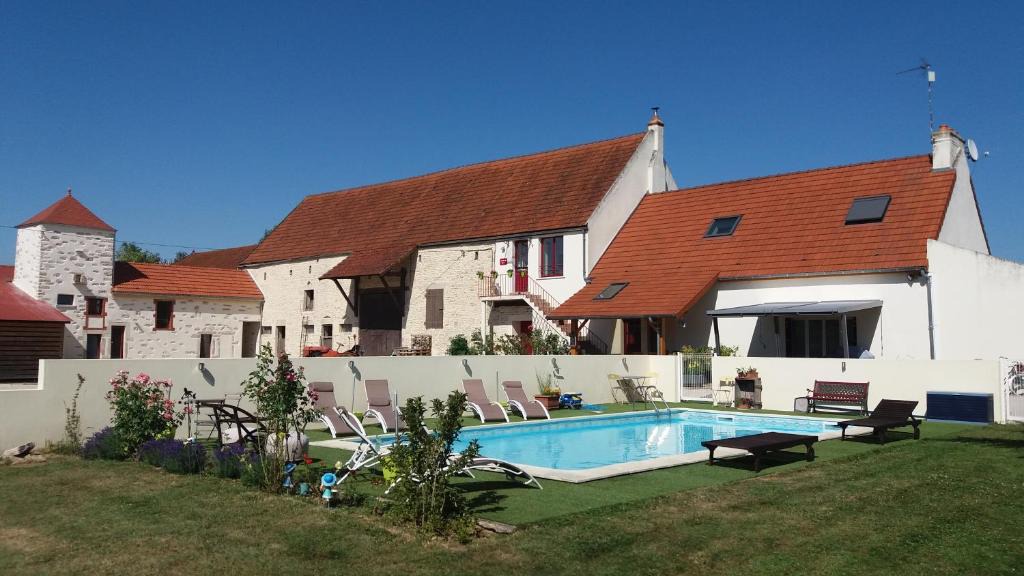 Ladoix-Serrigny Bed & Breakfast | La Maison Rouge Ladoix - Proche Beaune