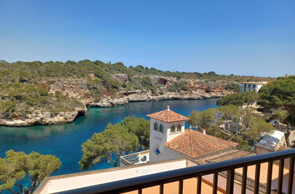 Cala Figuera House | La Marina CH