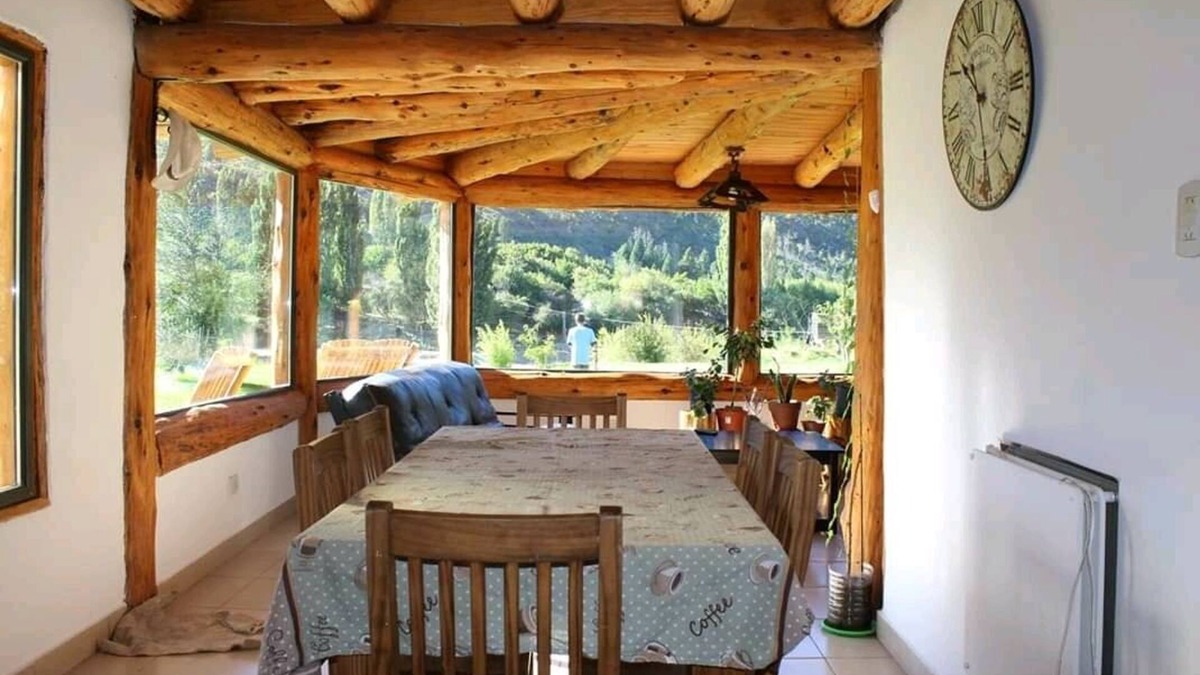 Cushamen Department House | La Maruca, country house.