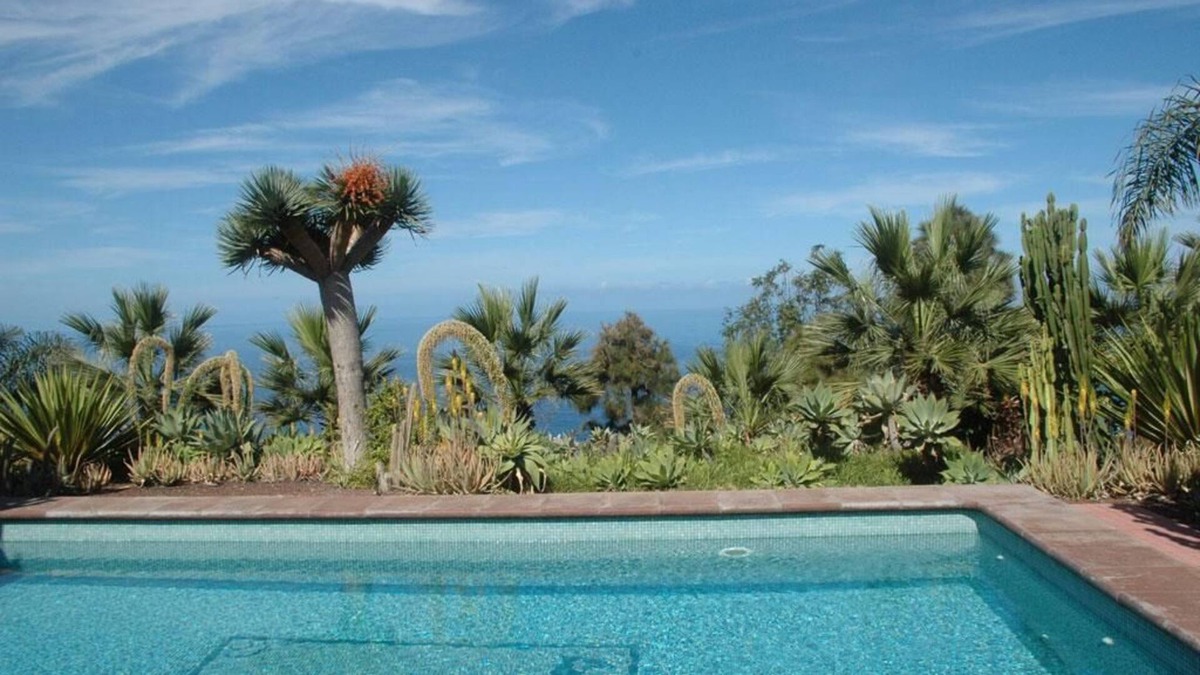 La Matanza de Acentejo House | La Matanza - Villa near the coast with furnished patio & shared pool