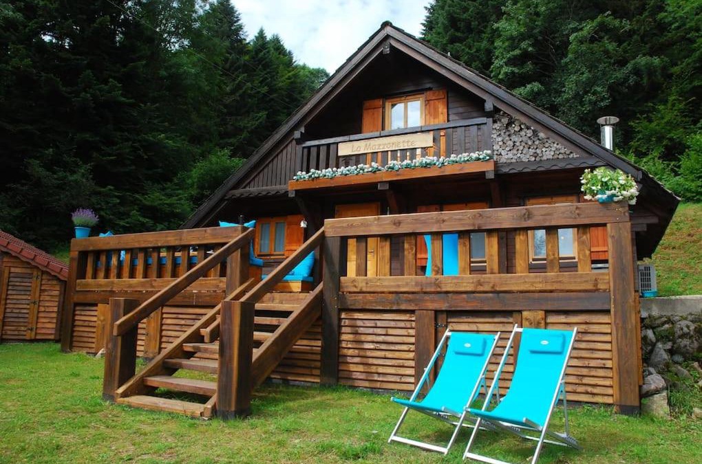 Dommartin-les-Remiremont Ski Chalet | La Mazzonette - 4* chalet in de natuur met hottub