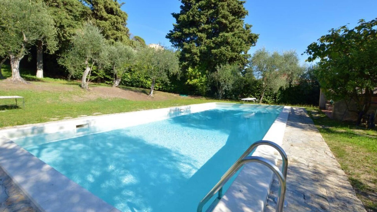 Corsanico Villa | La Migliana by Nicola Real Estate