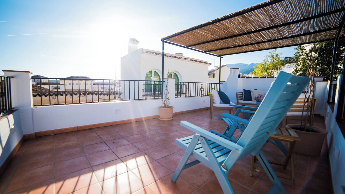 Competa House | La Montsiña, Cozy Mediterranean Style House.
