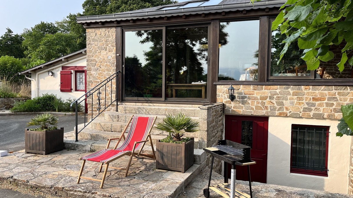 Plaine-Haute House | La muse bretonne: Wifi - Fire place - well-heated house - pet friendly - Parking