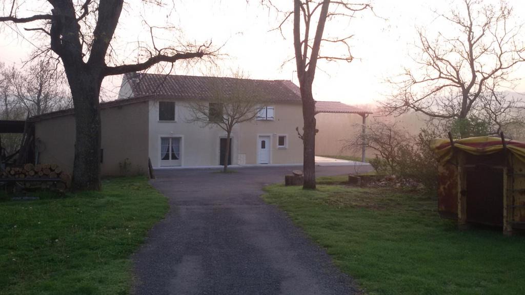 Montredon-Labessonnie House | La Nappie