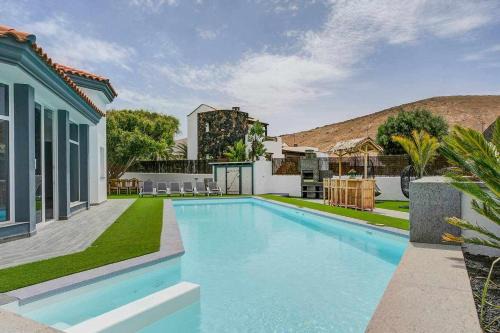 Villaverde Villa | La Oliva Dreams luxury villa