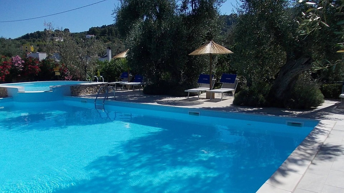Peschici Apartment | La Paloma Holiday Homes with swimming pools in two-room apartments sleeping 3