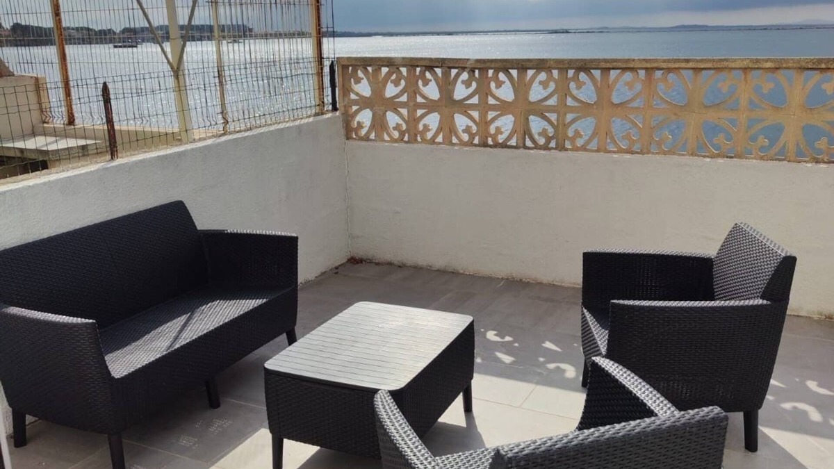 Sete House | La perle de sete ! Maison bord de l'Étang Pets welcome on request