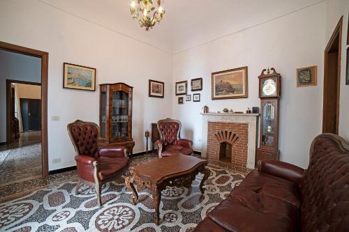 Savona Apartment | La Perpetua