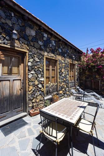 Taibique House | La Pestilla 1 - Charming rustic house, El Hierro