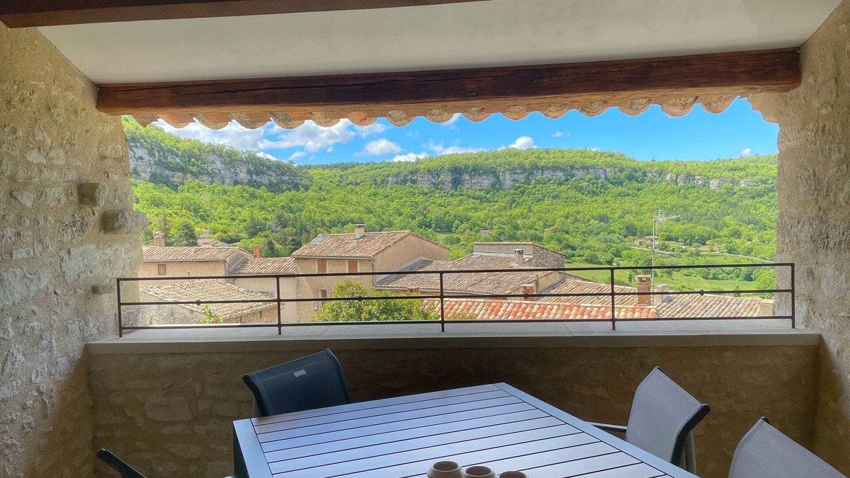 Saignon House | La Petite Fontaine