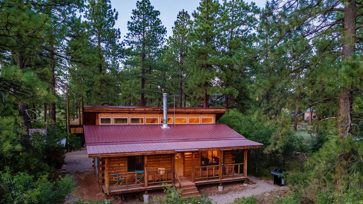 Mancos Cabin | La Plata Mountains Cabin - Nestled in the Pines - Mesa Verde