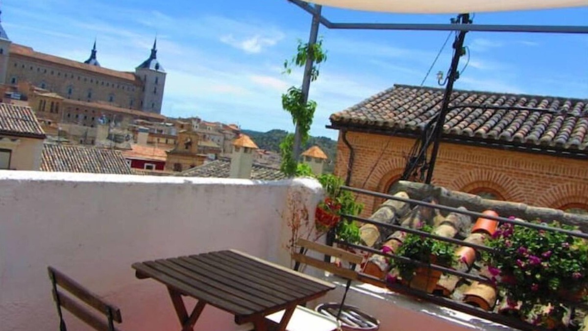 Toledo City Center Apartment | La Plata, Pequeño Gran Ático Terraza Privada