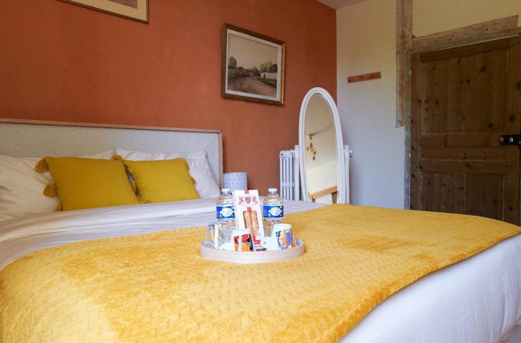 Cluny Bed & Breakfast | La Porte des Prés