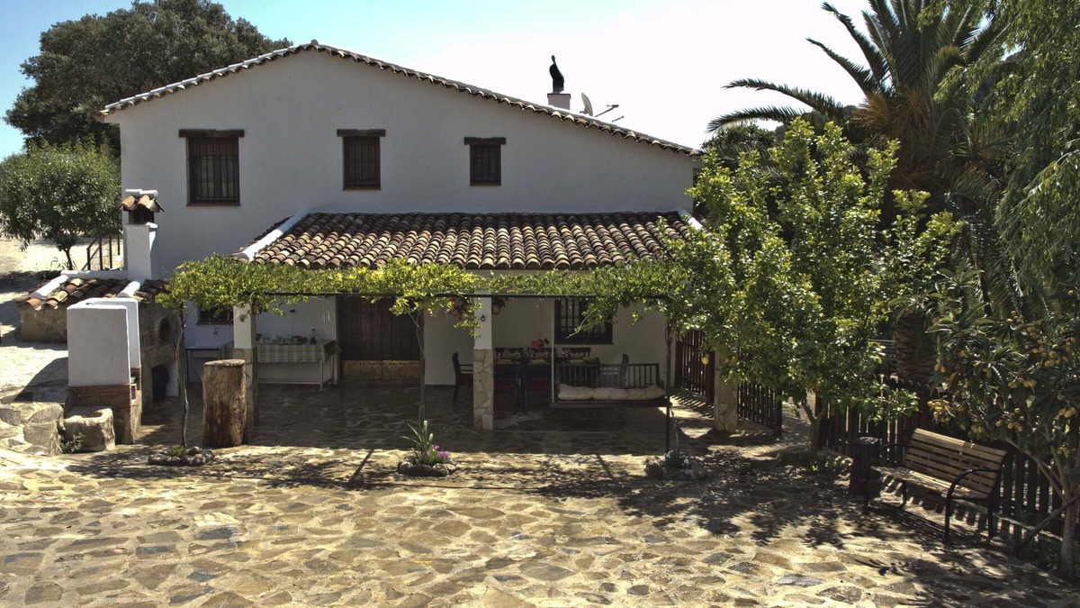 Grazalema Cottage | 'LA POZAILLA' HOUSE AND GARDENS IN NATURE