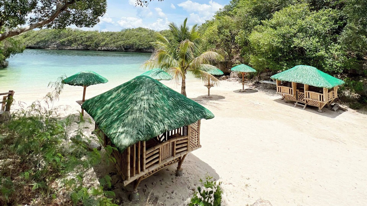 Nueva Valencia Resort | La Puerta Al Paraizo Guimaras