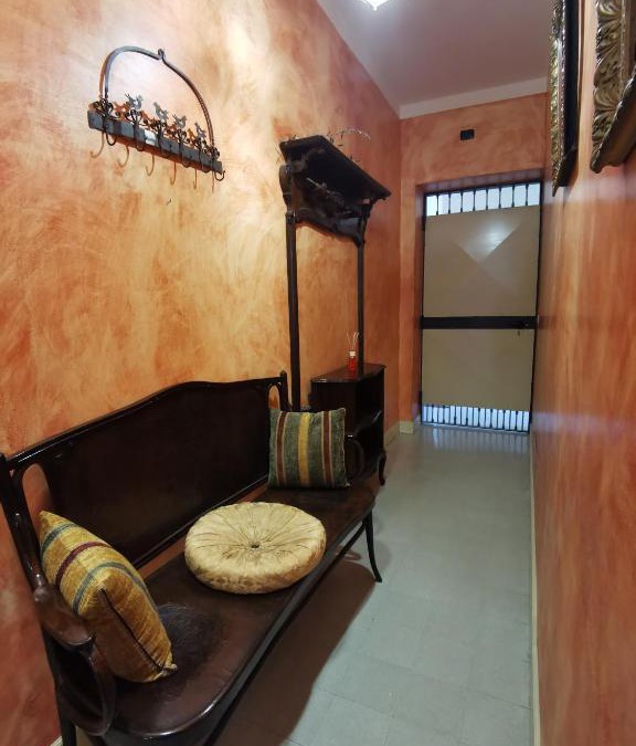 Roman Quarter Apartment | LA QUALITA' AL QUADRATO