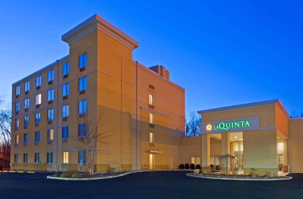 Danbury Hotel | La Quinta by Wyndham Danbury
