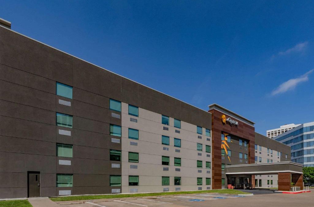 Sharpstown Hotel | La Quinta by Wyndham Houston Southwest