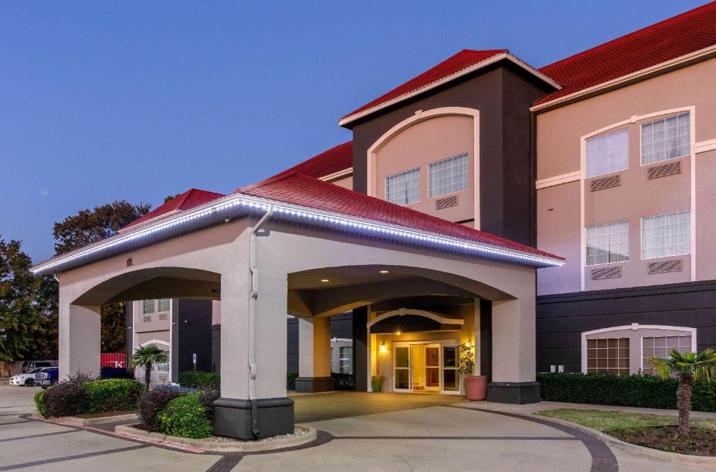 Longview Hotel | La Quinta by Wyndham I-20 Longview South