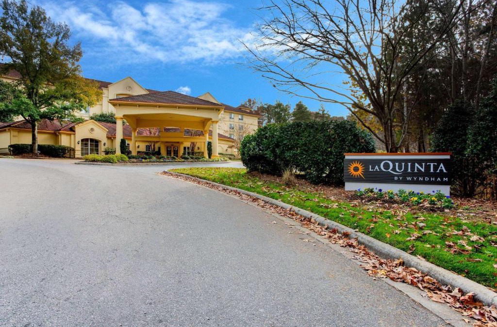 Crabtree Hotel | La Quinta by Wyndham Raleigh Crabtree