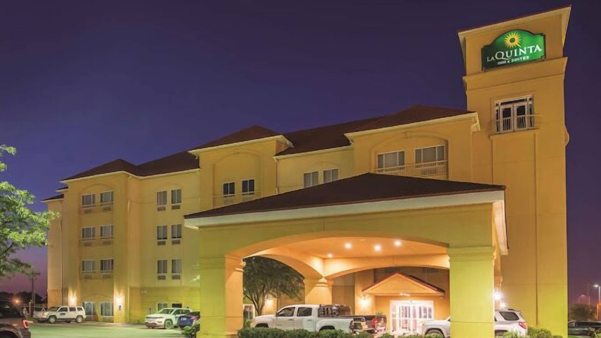 Abilene Hotel | La Quinta Inn & Suites by Wyndham Abilene Mall