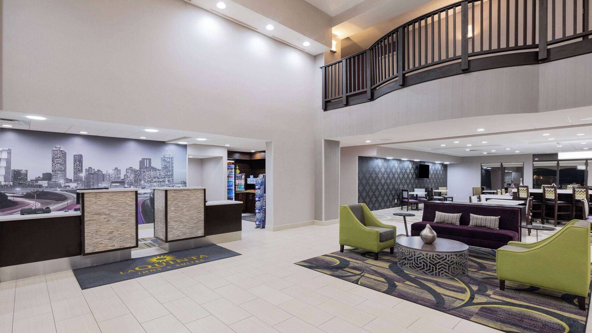 Town Center Hotel | La Quinta Inn & Suites by Wyndham Kennesaw