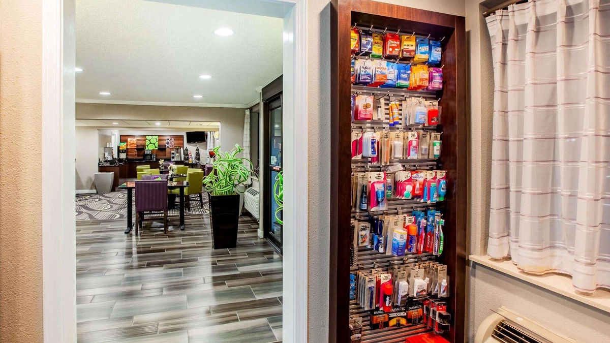 Baytown Hotel | La Quinta Inn & Suites by Wyndham Houston Baytown East