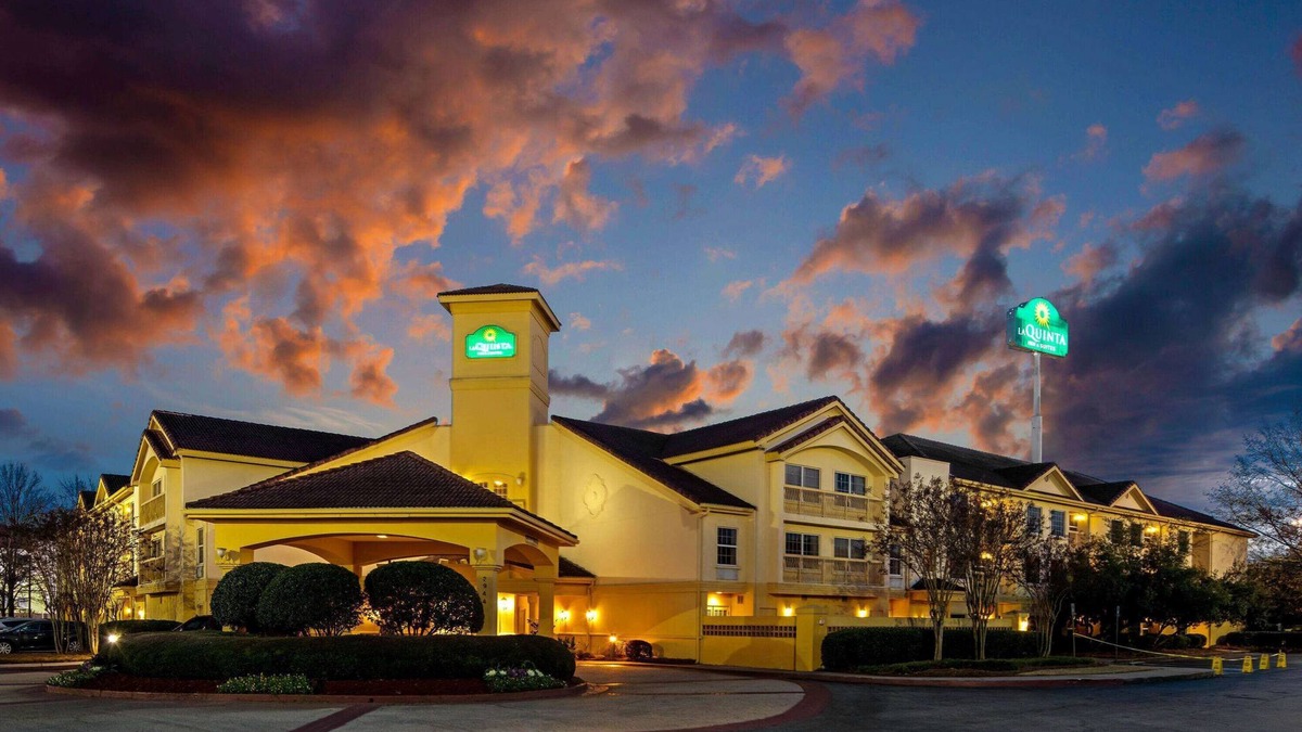 Macon Hotel | La Quinta Inn & Suites by Wyndham Macon