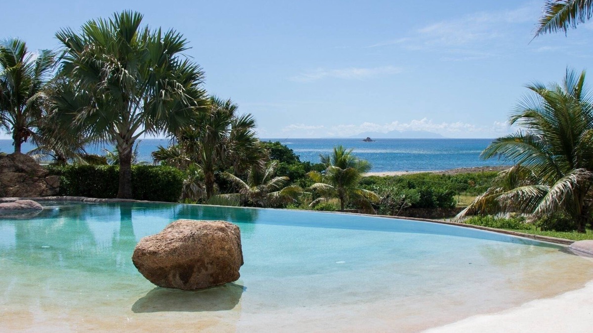 Grand Fond Villa | La Roche Dans L'Eau (2/3 Rooms)