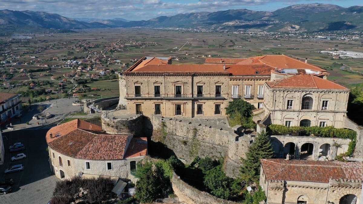 Teggiano Other | La Romantica Castello Macchiaroli, the magic of a medieval castle