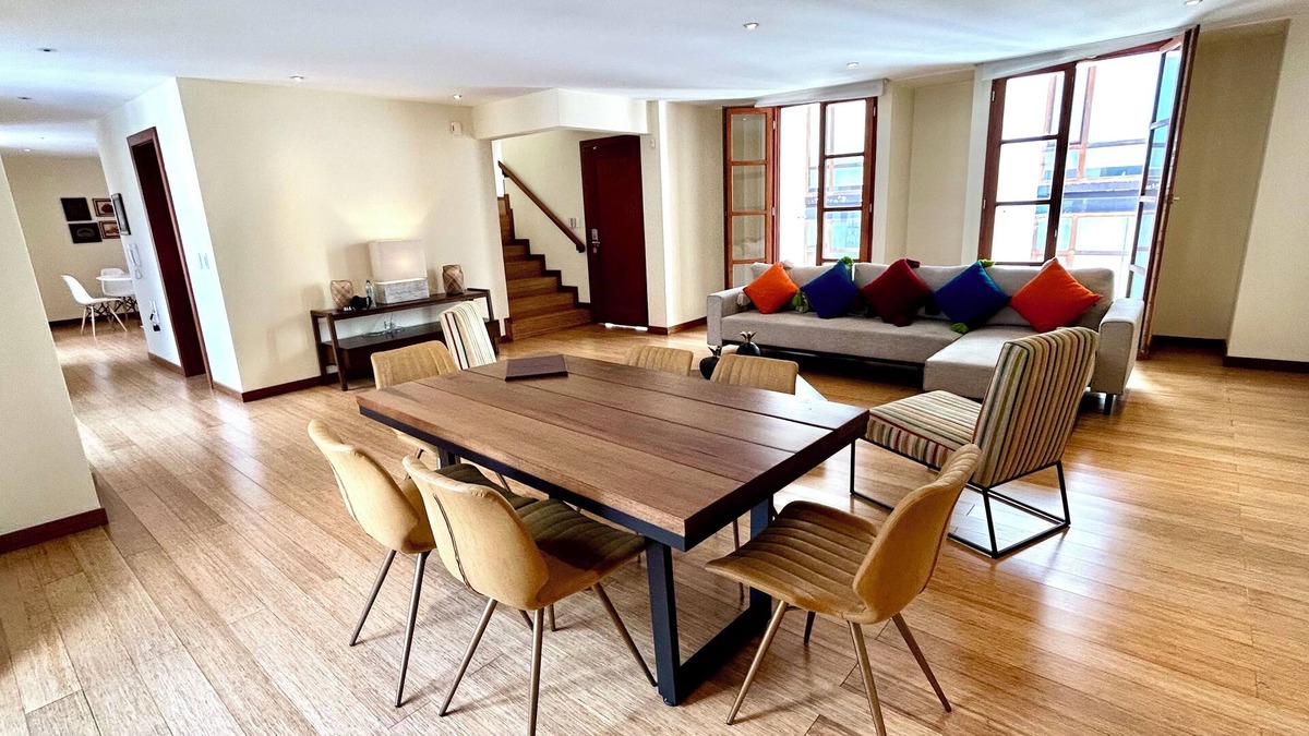 Quito Historic Center Apartment | La Ronda 431 - Apt. #107 (Duplex)