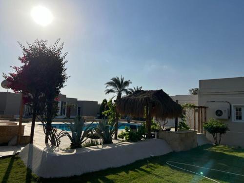 Ash-Shruq Villa | La Rosa Villa