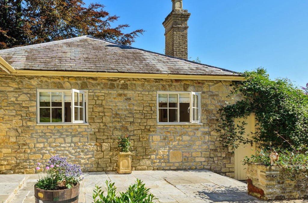 Gillingham House | La Rose