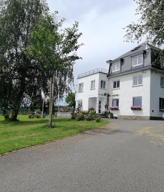 Stavelot House | La Roseraie
