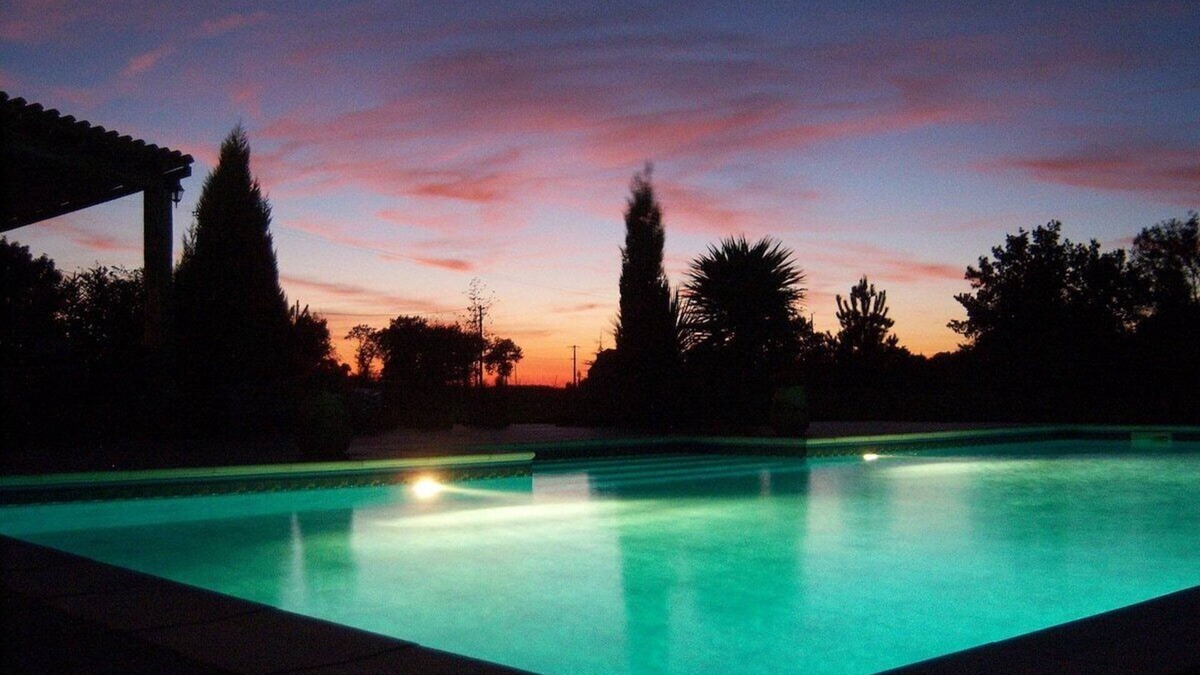 Durfort House | La Roseraie superb gîte* sleeps 7