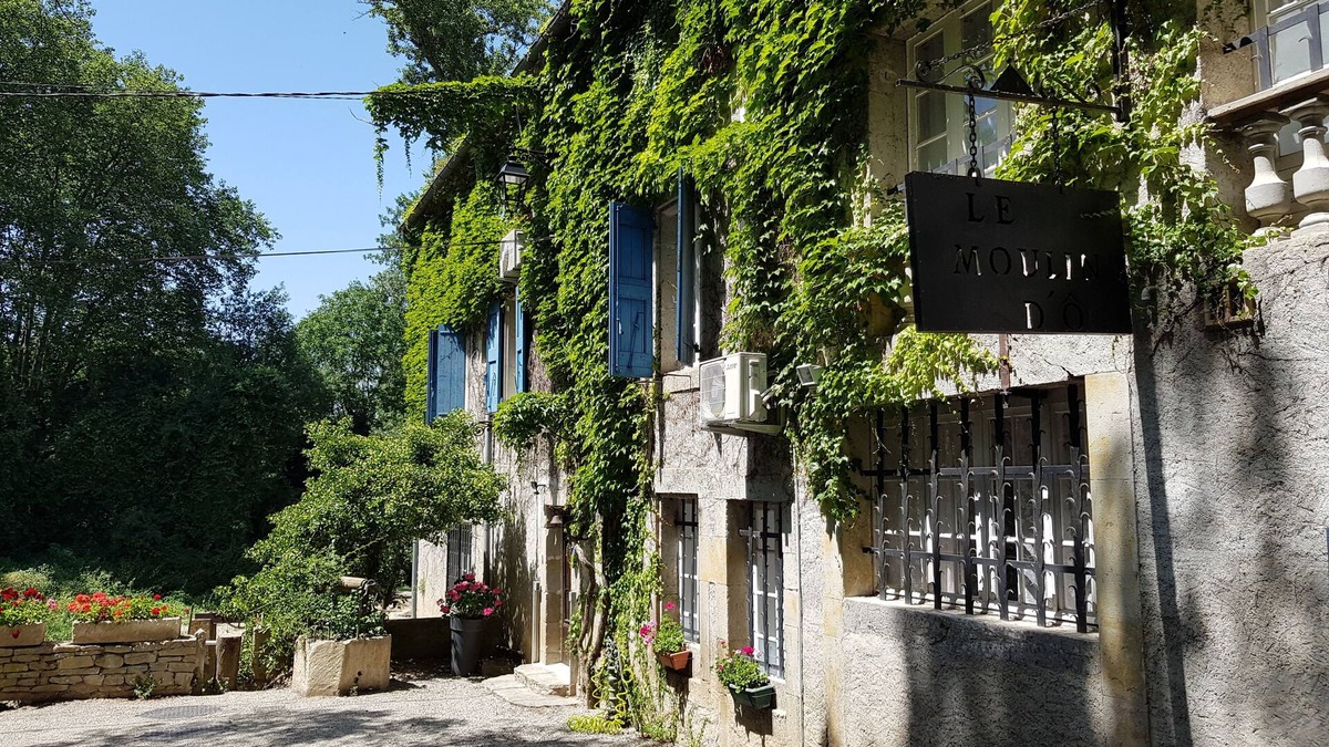 Pezens House | LA ROULOTTE