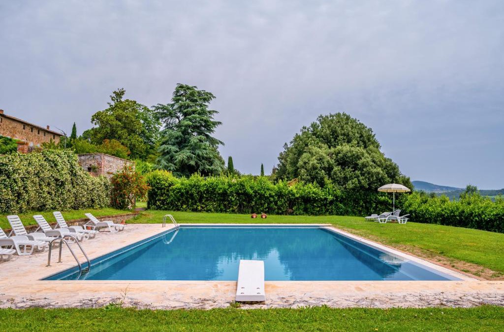 Ponte di Gabbiano Apartment | La Serra Vitignano-Stunning Villa With Seasonal Swimming Pool!