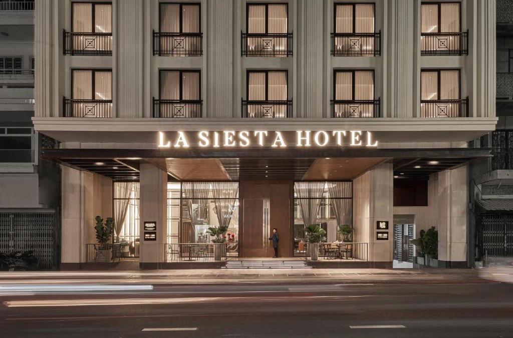 Downtown Ho Chi Minh City Hotel | La Siesta Premium Saigon