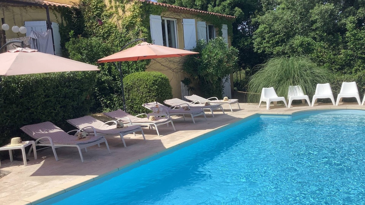 Les Restanques Villa | "LA SOKINA " Grimaud seaside, gulf St Tropez, heated swimming pool 8 persons