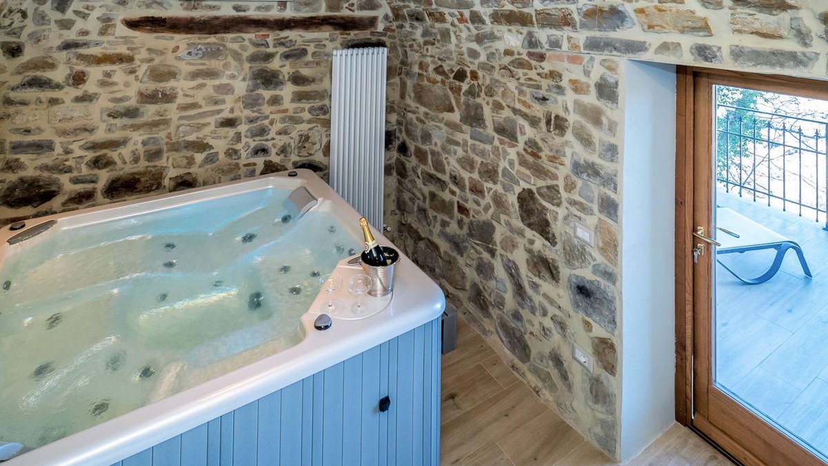 Seggiano House | La Suite del Benessere by Interhome