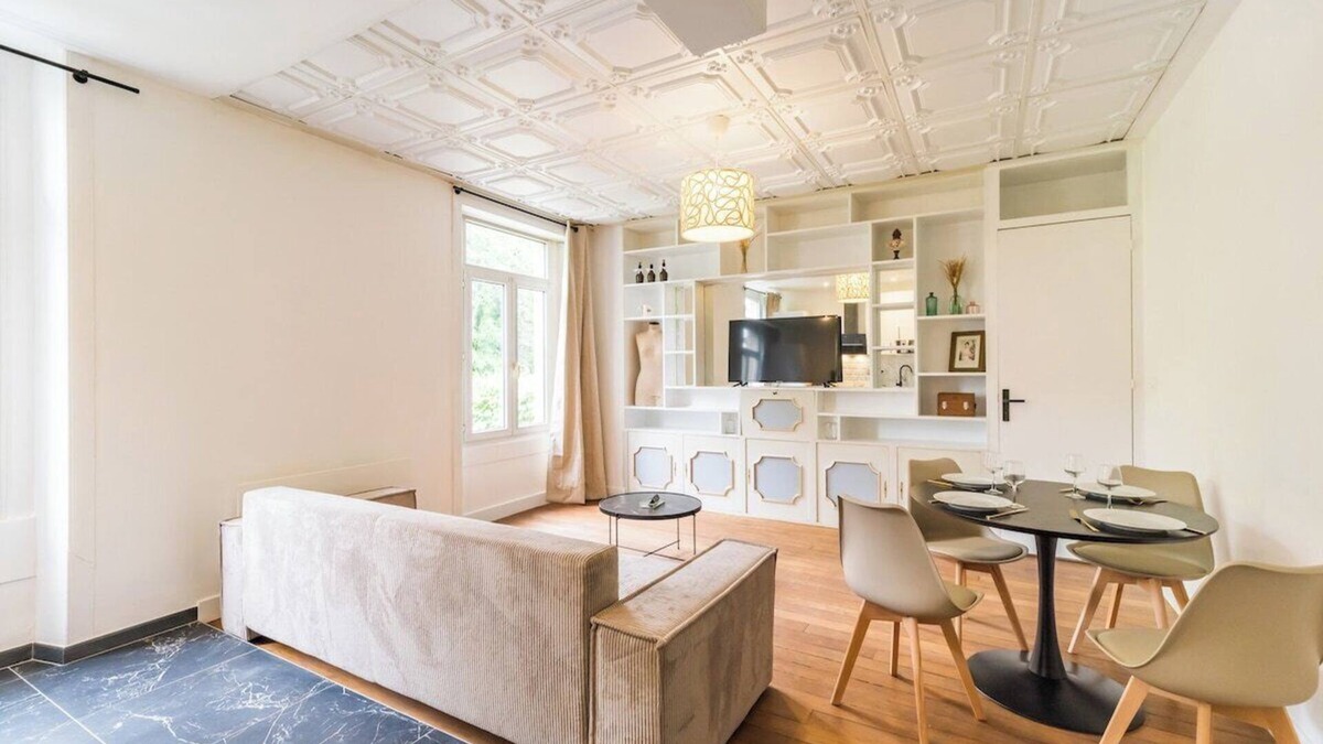 Guingamp Apartment | La Suite Eclatante, proche gare de Guingamp