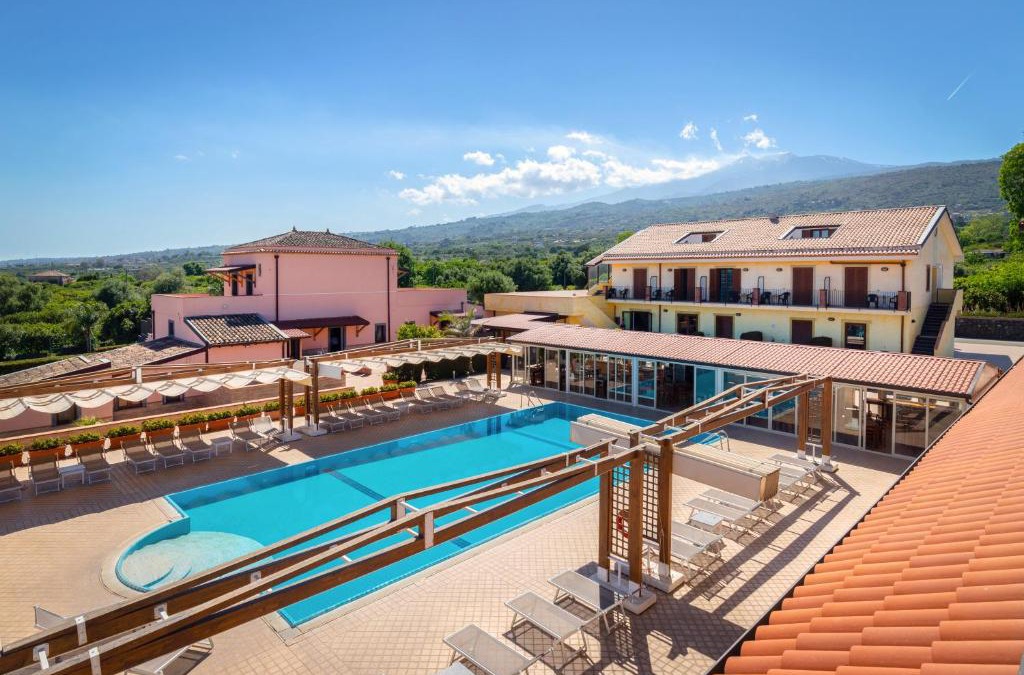 Fiumefreddo di Sicilia Hotel | La Terra Dei Sogni Country Hotel