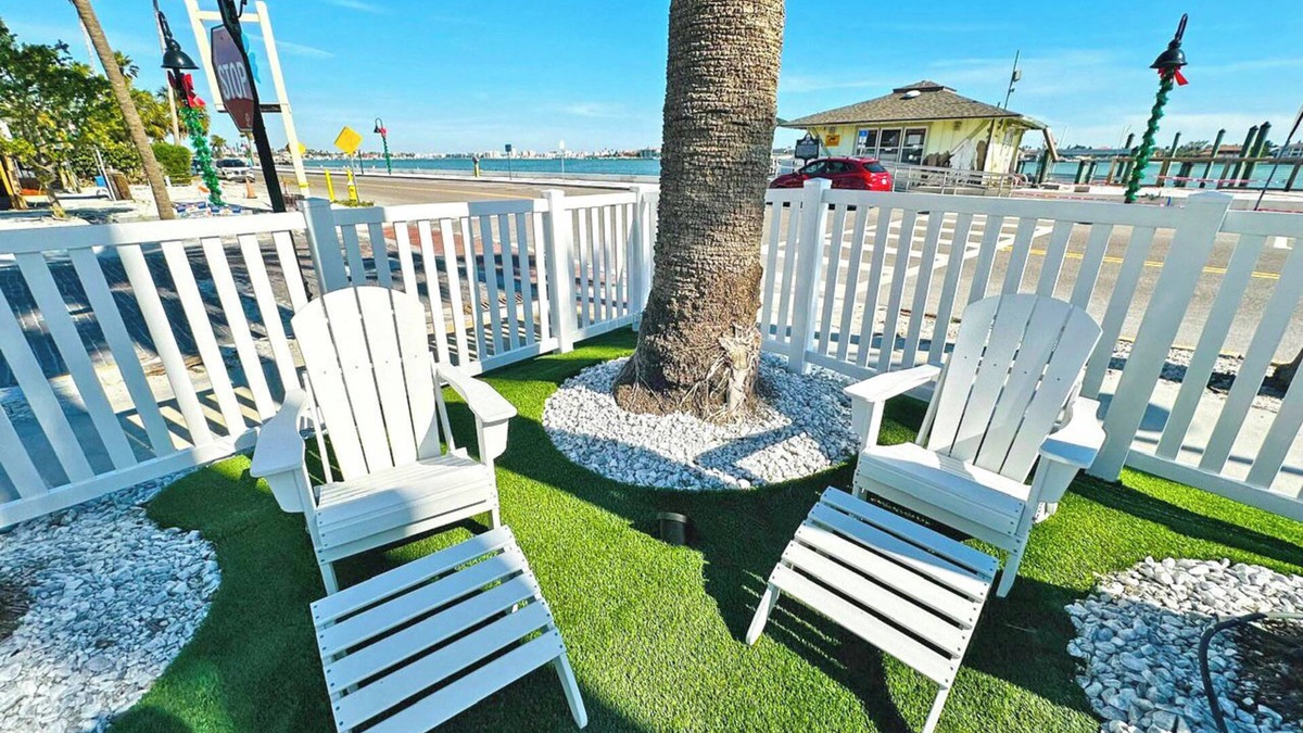 Pass-a-Grille Historic District Apartment | La Tortuga Historic Pass A Grille St Pete Beach 79