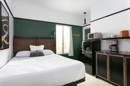 Gaslamp Quarter Apartment | La Ventana